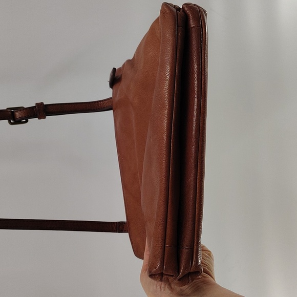 Margot New York Chestnut Brown Crossbody Purse Three Multiple Section Zip Top - Picture 8 of 12